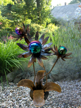 Metallblume Lissy Rostblume Edelrostblume mit Edelstahlkugeln regenbogen